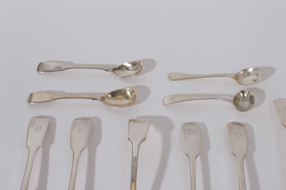 Pair of George III fiddle pattern table spoons (London 1798) together with other Georgian and later - Image 5 of 6