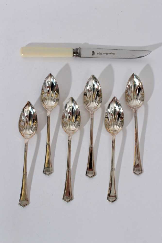 George VI set of six silver grapefruit spoons, (Sheffield 1938), maker, Angora Silver Plate Co, toge