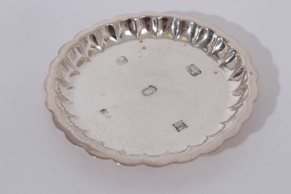 George VI silver pin dish with embossed coat of arms of the Leathersellers' Company and engraved ins - Image 8 of 10