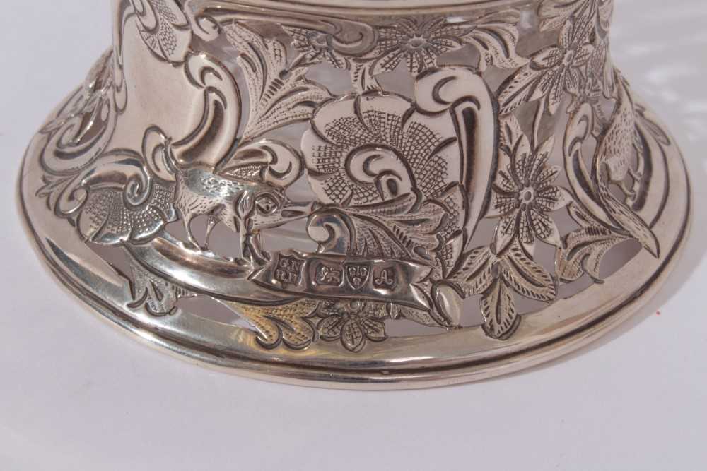 Edwardian silver dish of small proportions with pierced animal, scroll and foliate decoration, with - Image 3 of 4