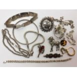 Group silver, white metal and other costume jewellery