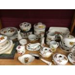 Collection of Evesham tablewares