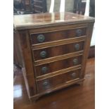 Good quality dwarf chest of drawers