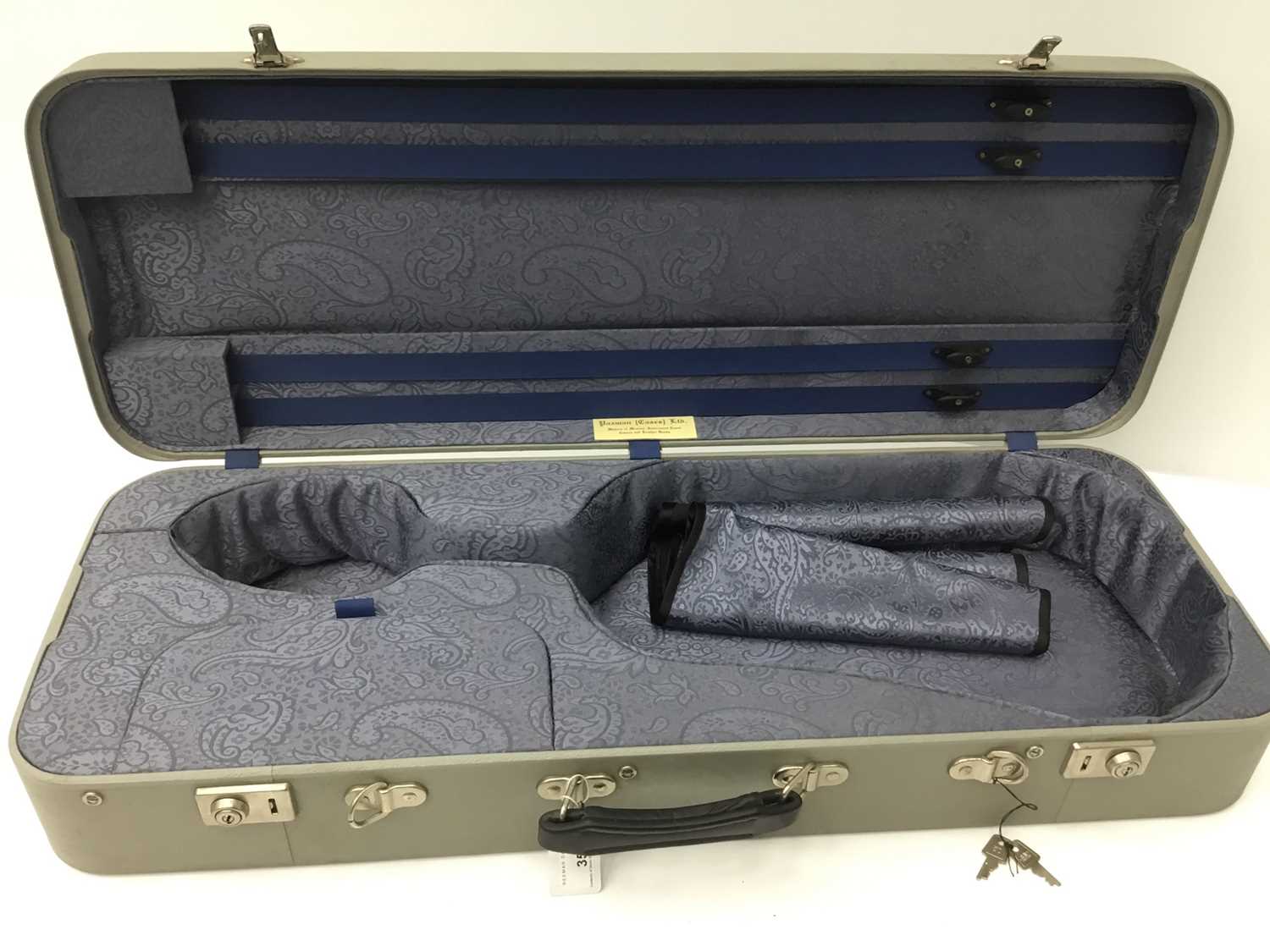 Good quality violin case by Paxman Ltd., grey finish and silk lined fitted interior, together with a - Image 2 of 6