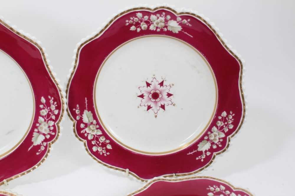 Set of six early 19th Century English porcelain plates, possibly by Flight, Barr and Barr, with gadr - Image 5 of 16