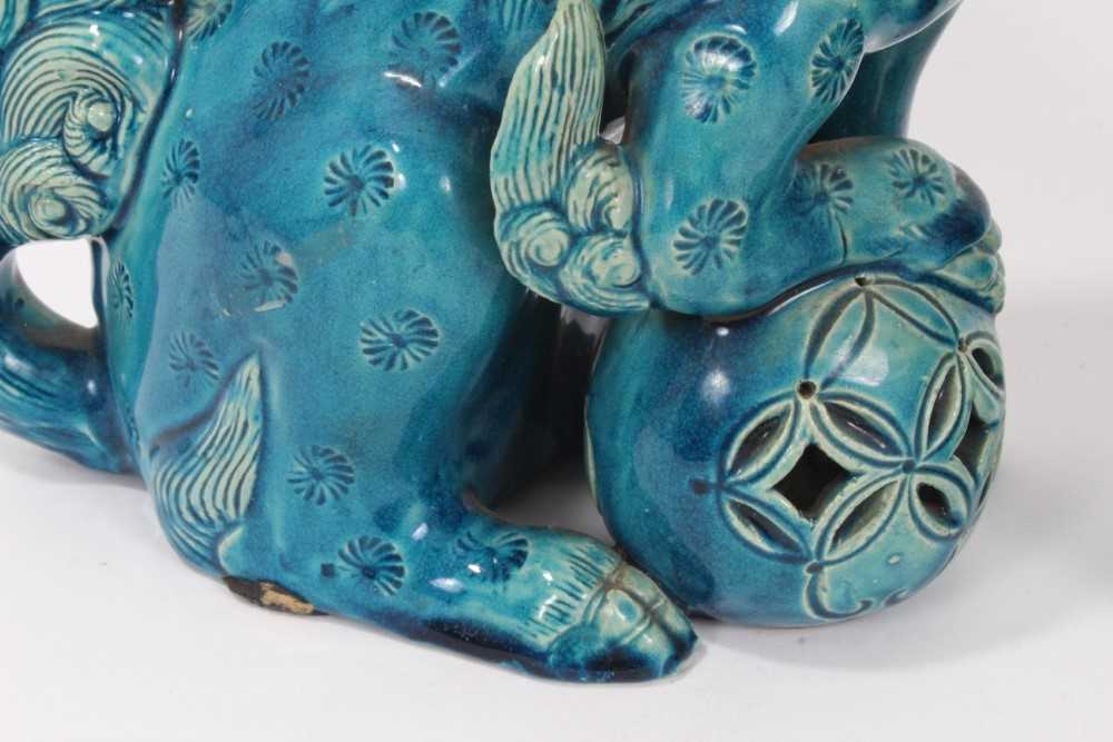 Pair of blue glazed Chinese or Japanese Dogs of Foo - Image 4 of 12