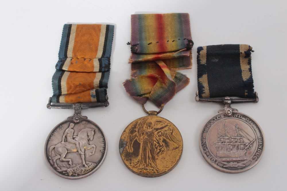 First World War Trio comprising War and Victory medals named to 200379. W. J. Waters. A.B. R.N. tog