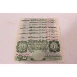 G.B. - Green One Pound Bank notes in sequential order, Chief Cashier Beale. prefix T61C 871806-814 U