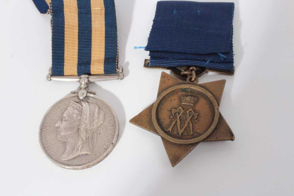 Victorian Egypt medal pair, comprising Egypt medal (1882 - 89), with dated reverse, named to 3704. G - Image 4 of 5