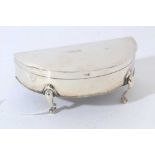 George V Silver ring / jewellery box of crescent form with hinged lid, opening to reveal fitted silk