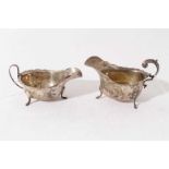 George V silver sauce boat of conventional form (Birmingham 1929) together with another similar (She