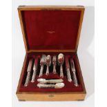 A fine early 20th century Tiffany & Co Sterling silver Florentine pattern canteen of cutlery compris