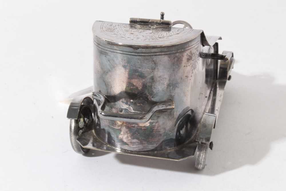 Unusual early 20th century novelty silver plated biscuit box in the form of a vintage car, base stam - Image 4 of 7