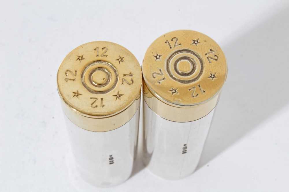 Pair of good quality Contemporary silver salt and pepper casters modelled as shot gun cartridges - Image 3 of 6