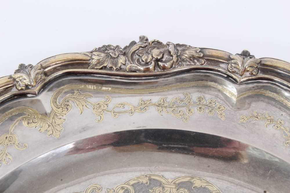 Baron de Rothschild, exceptional quality French silver and gilt plate with Rothschild crest - Image 3 of 6