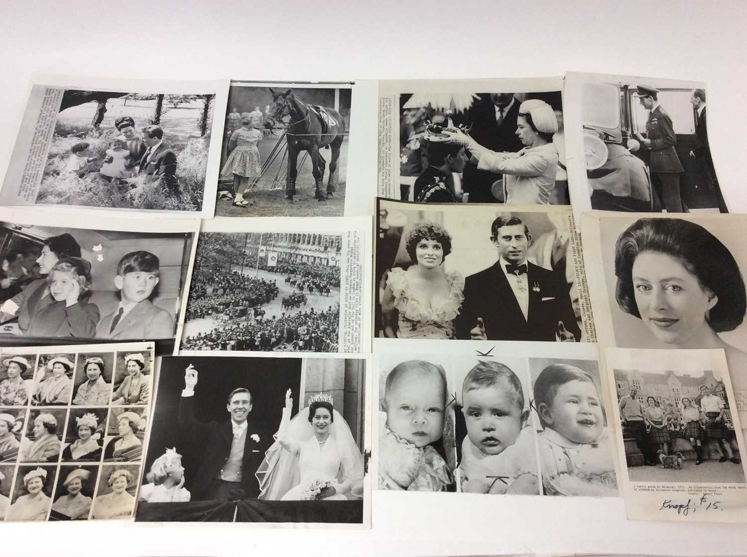 H.M Queen Elizabeth II , collection of Royal press photographs of The Queen and her family including - Image 4 of 4