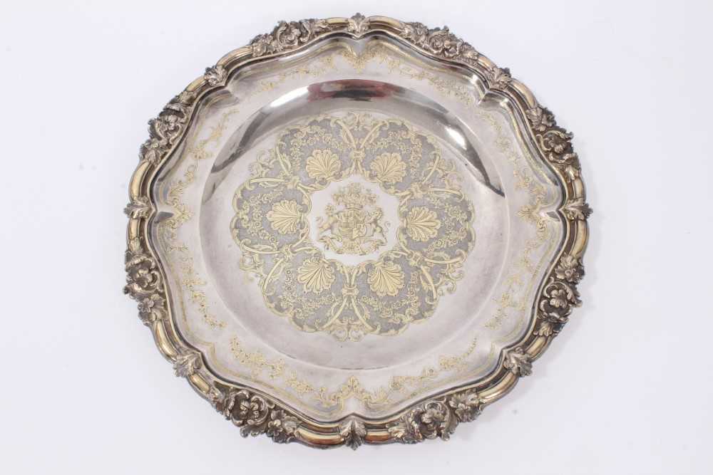 Baron de Rothschild, exceptional quality French silver and gilt plate with Rothschild crest