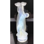 Rare Art Deco Etling opalescent glass statuette, signed Etling France, 94