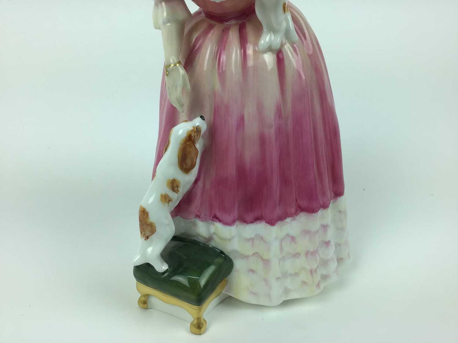 Royal Doulton limited edition figure - Queen Victoria HN3125, no 3578 of 5000, with certificate - Image 3 of 5