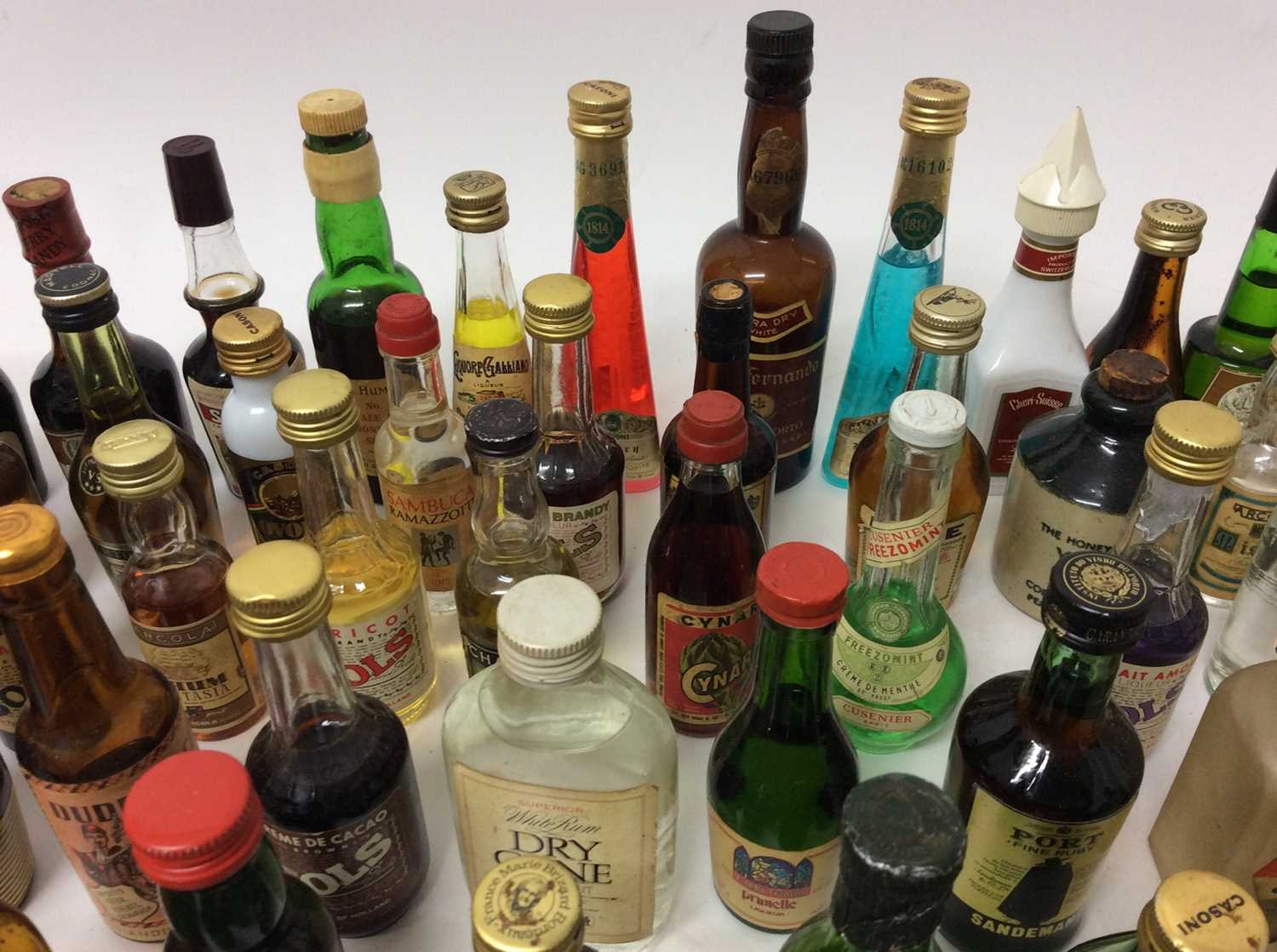 Collection of one hundred and five alcoholic miniatures to include, liqueurs, gin, vodka and others - Image 3 of 7