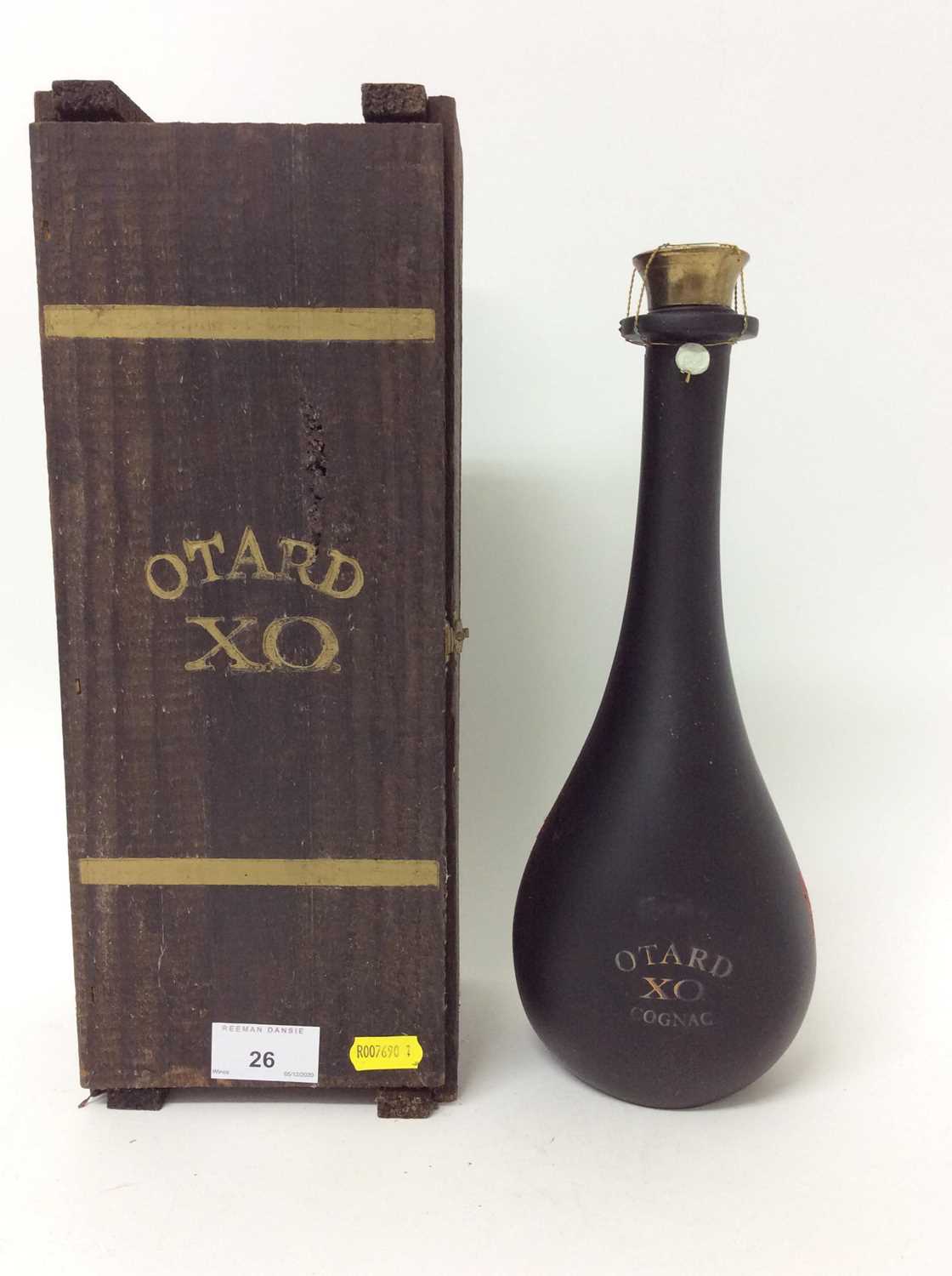 Cognac - one bottle, Oxtard X.O., in wooden case