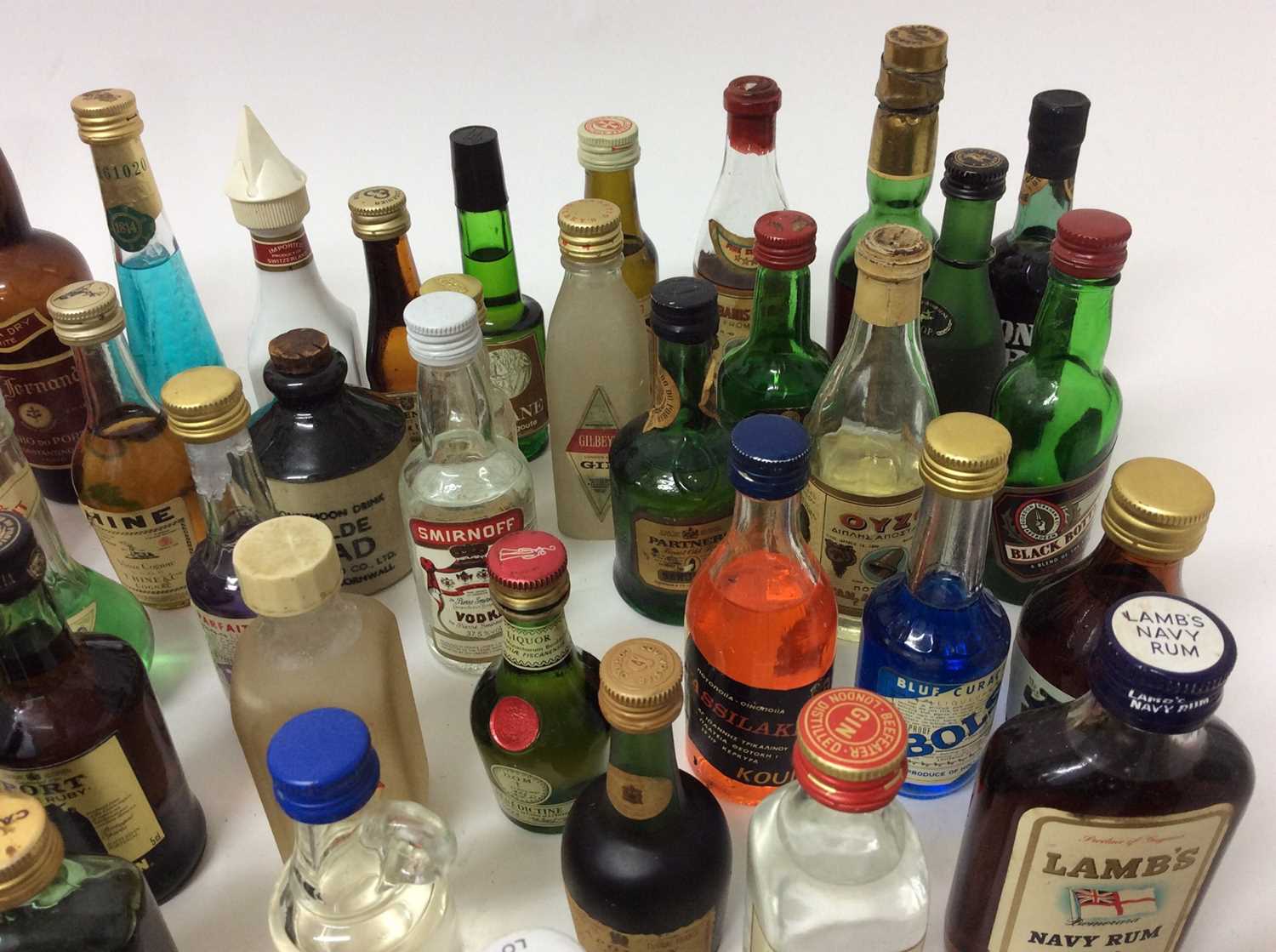 Collection of one hundred and five alcoholic miniatures to include, liqueurs, gin, vodka and others - Image 4 of 7