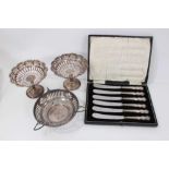 Pair of George V silver pedestal bon bon dishes with pierced borders (Birmingham 1913), another bon