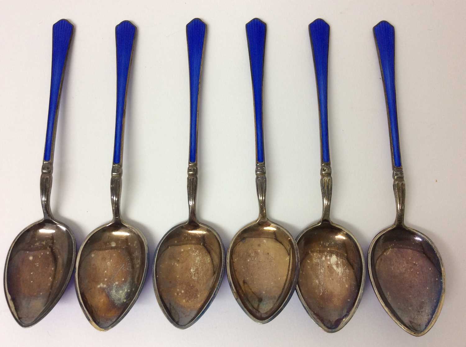 Set of six Norwegian silver and blue guilloche enamel spoons in fitted case - Image 3 of 4