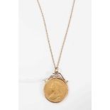 Victorian gold sovereign pendant dated 1893 on gold chain