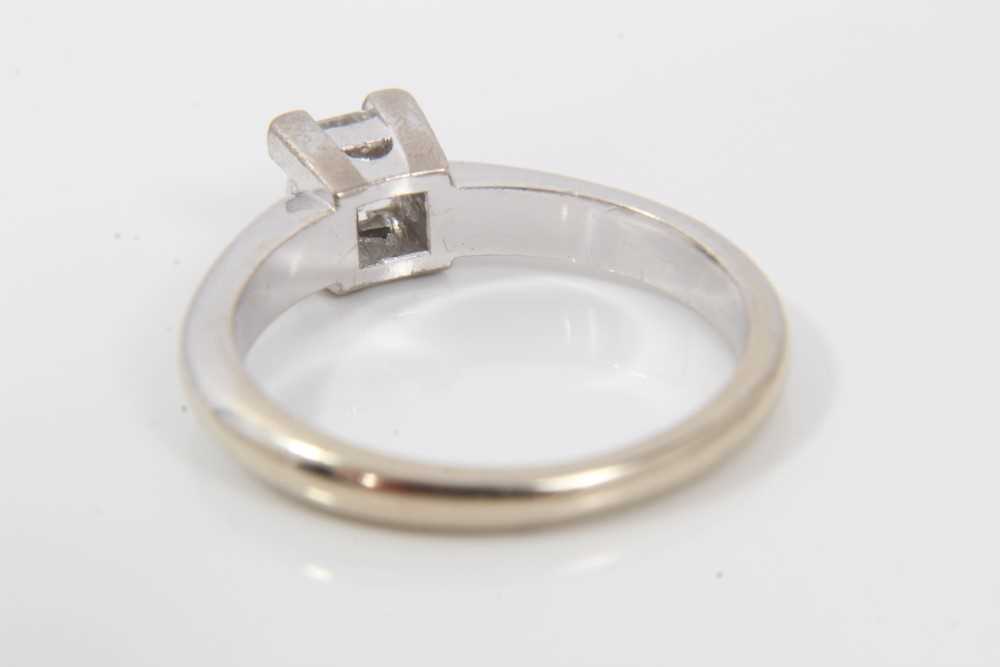 Diamond single stone ring - Image 4 of 5