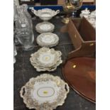 Early 19th century English porcelain dessert service, possibly by Ridgeway - 13 pieces