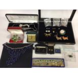 Group vintage costume jewellery