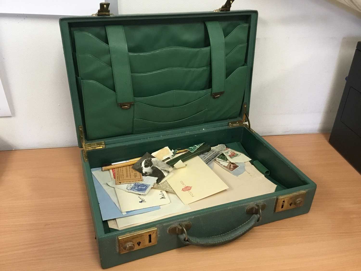 Mid 20th century green leather writing case with fitted interior, 36cm x 23cm