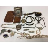 Victorian and later jewellery and silver items