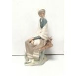 Lladro Figure of Seated Lady Dimensions: 24cm H