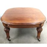 Vict Mahogany Dining Room Table Dimensions: 146cm W 131cm D 73cm H