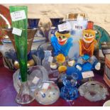 A quantity of glassware including Murano clowns, paperweights, etc.