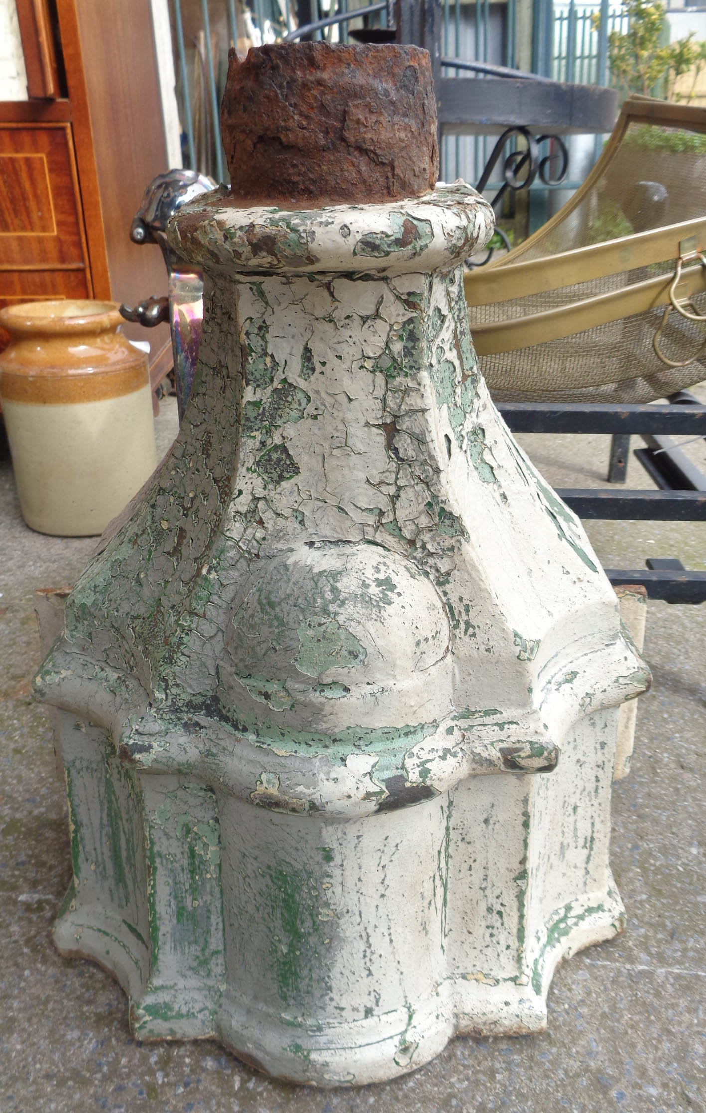 A Victorian ornate cast iron drain hopper