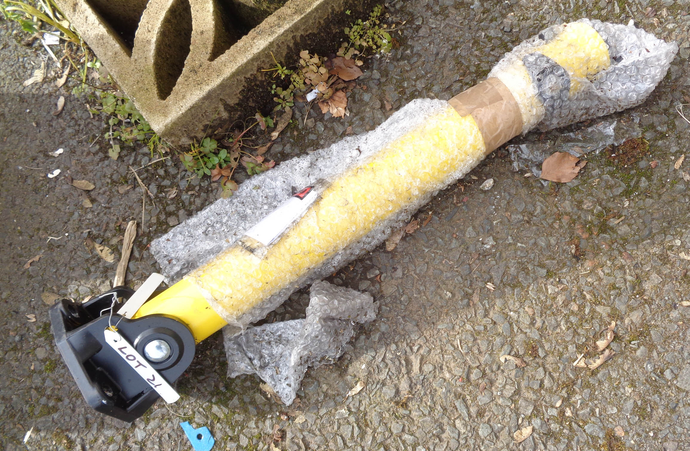 A folding parking space post - with keys - as new