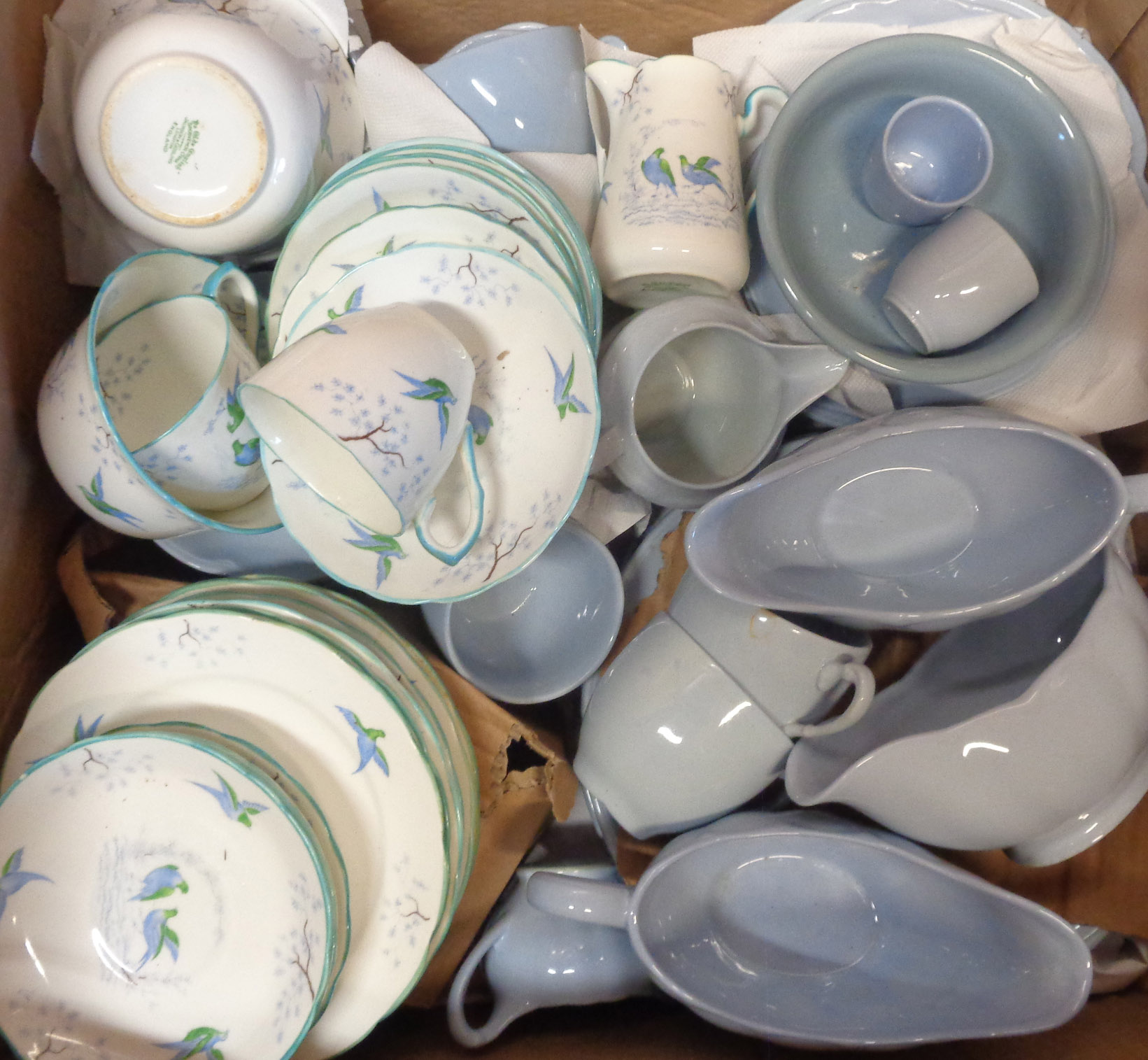 A box of assorted china tea and dinner ware - Image 2 of 3