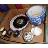 A box of assorted ceramics including Copeland Spode Pheasant pattern plates, Japanese pottery