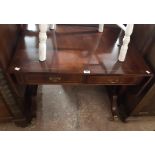 A 91cm 20th Century mahogany and strung sofa table with two frieze drawers, set on standard ends