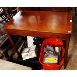 A 79.5cm 19th Century mahogany and strung side table with drawer to one end, set on square tapered