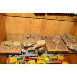 A QUANTITY OF MILITARY MODELS AND DIORAMAS, majority all appear to be kit built plastic models and