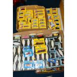 A QUANTITY OF BOXED MODERN DIECAST AND PLASTIC 00 GAUGE VEHICLES, Oxford Diecast, Pocketbond