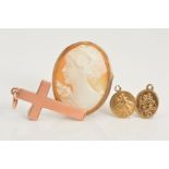 FOUR ITEMS, to include a 9ct gold cameo brooch pendant, measuring approximately 28mm x 22mm, a