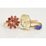 THREE ITEMS OF JEWELLERY TO INCLUDE, a 9ct gold citrine ring, ring size R 1/2, a garnet cluster