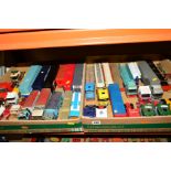 A QUANTITY OF UNBOXED AND ASSORTED MODERN DIECAST TRUCK MODELS, Corgi Classics, Conrad, Siku etc,