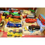 A QUANTITY OF BOXED MODERN DIECAST TRUCK MODELS, Corgi Classics, Vintage Glory of Steam, Circus