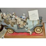 A LARGE LIMITED EDITION LLADRO FIGURE GROUP, 'Ramiliar Rallye' (Family Rally) No 1146, designed by